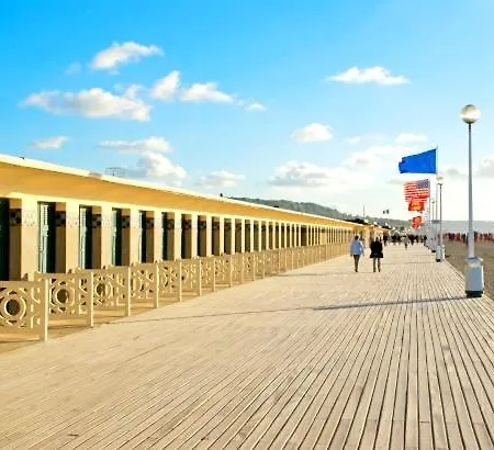 Marina Magnifique Vue 公寓